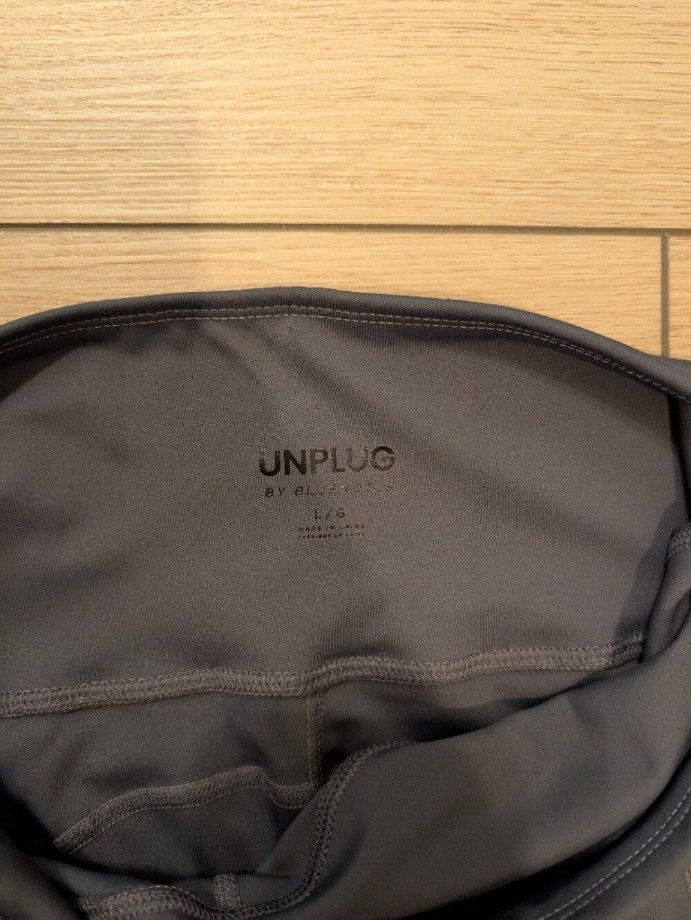 Dark Grey Athletic Shorts With Pockets - Picture 3 of 4
